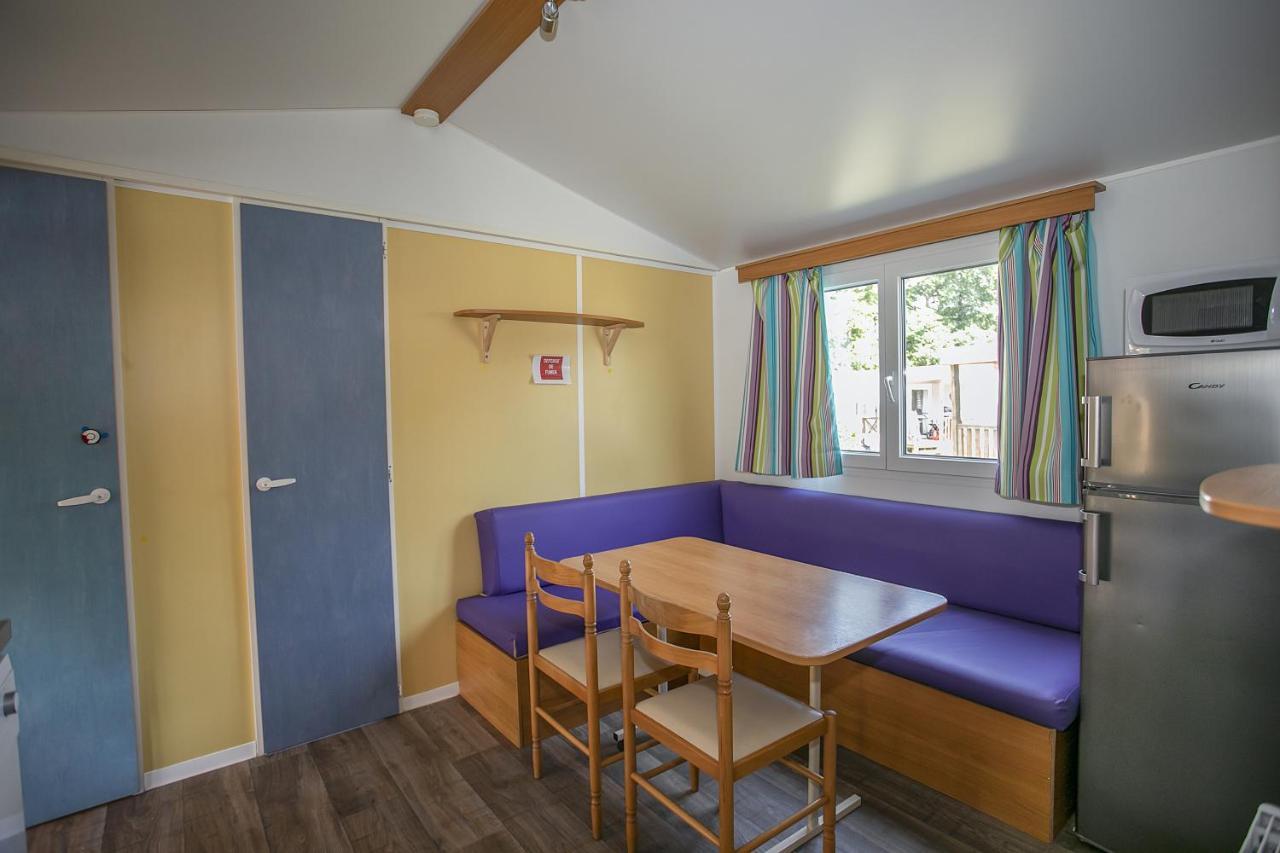 Camping du Lac Foix Bagian luar foto