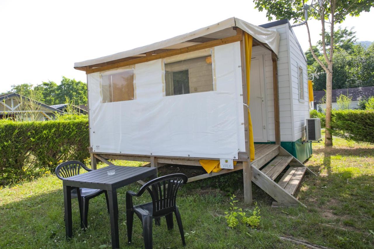 Camping du Lac Foix Bagian luar foto