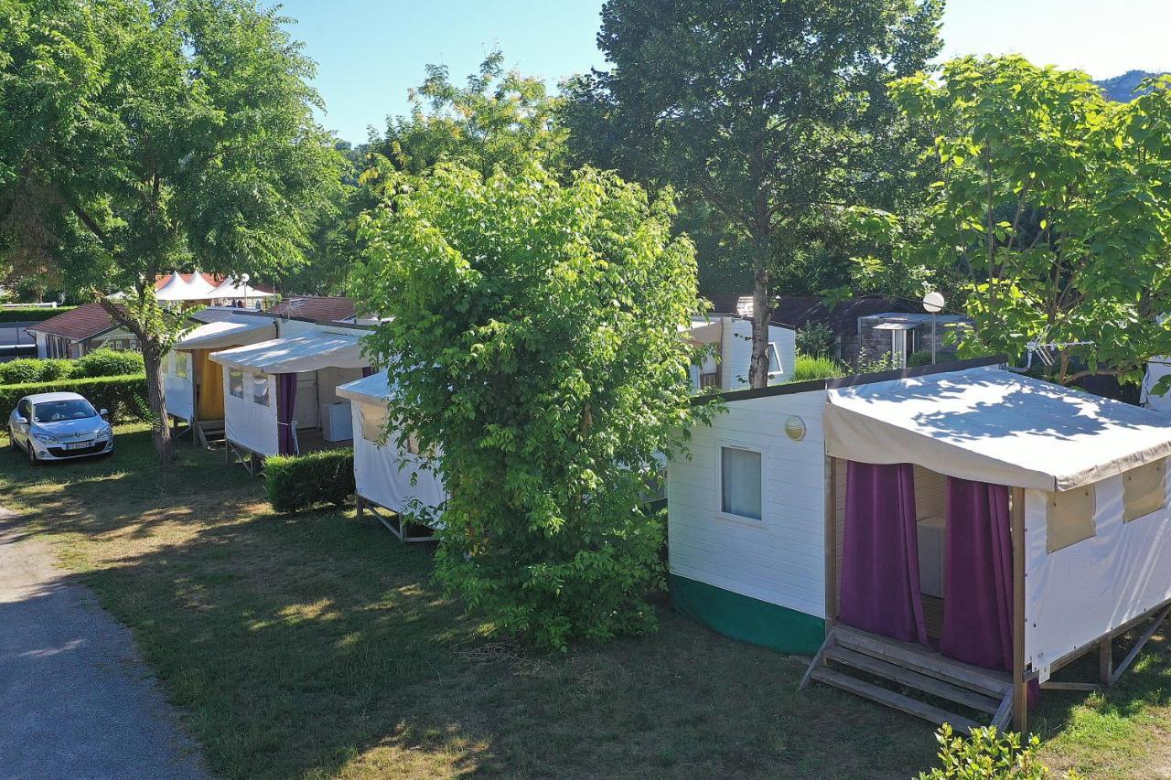 Camping du Lac Foix Bagian luar foto
